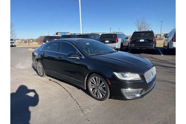 $14500 : Lincoln MKZ 2017 Reserve 4dr image 1