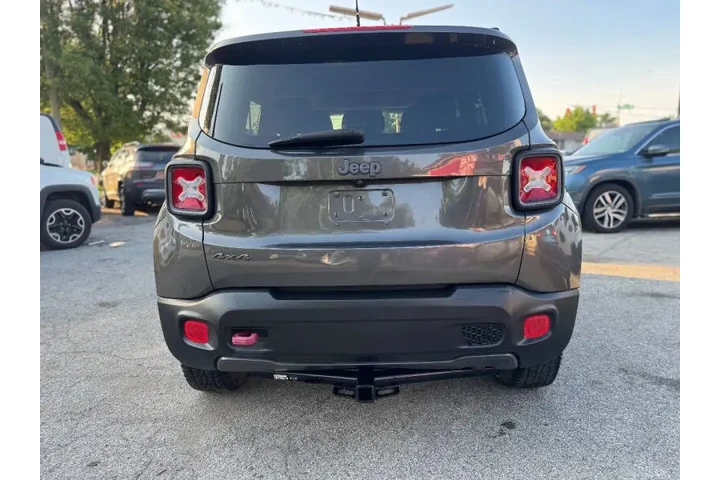 $9499 : 2016 Renegade Trailhawk image 7