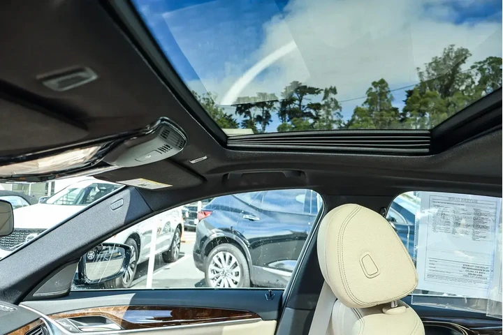 $15000 : BMW 5 Series 2018 530e iPerf image 9