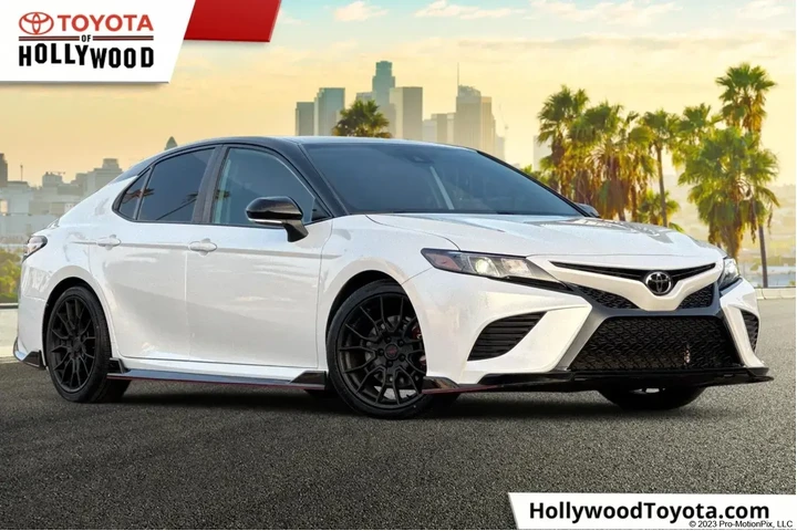 $37888 : Toyota Camry 2022 XSE V6 4dr image 1