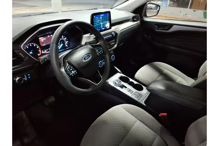 $24987 : Ford Escape 2022 SE 4dr SUV image 10