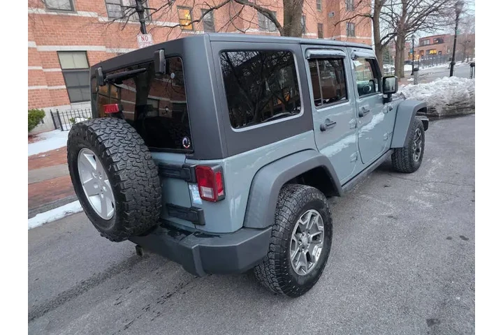 $16995 : 2014 Wrangler Unlimited Rubic image 6