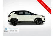 $24034 : Jeep Compass 2023 4x4 Latitu thumbnail