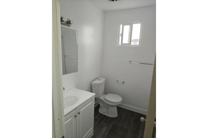 $3000 : Gardena 3bed/ 2bed image 6