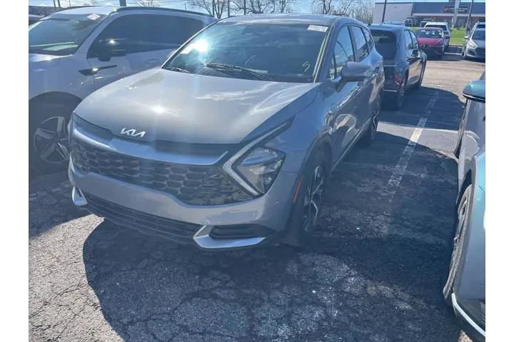 $23933 : Kia Sportage 2023 EX 4dr SUV image 2