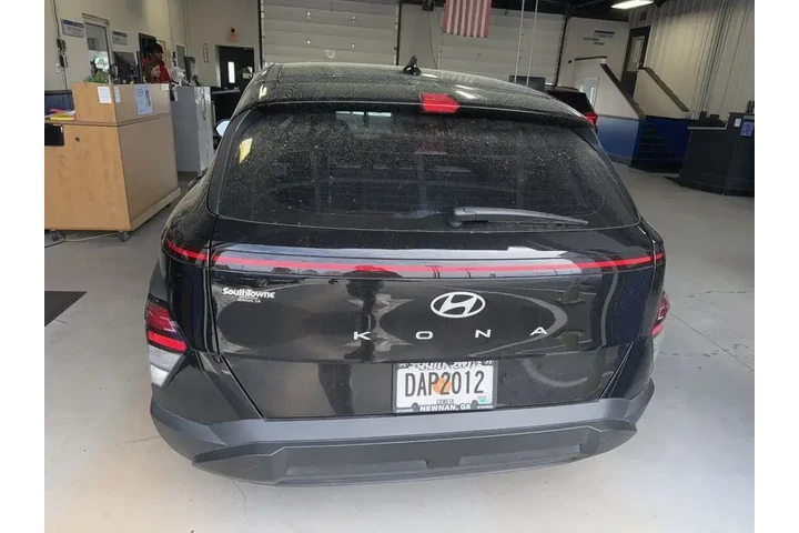 $19891 : Hyundai KONA 2024 SE 4dr Cro image 6