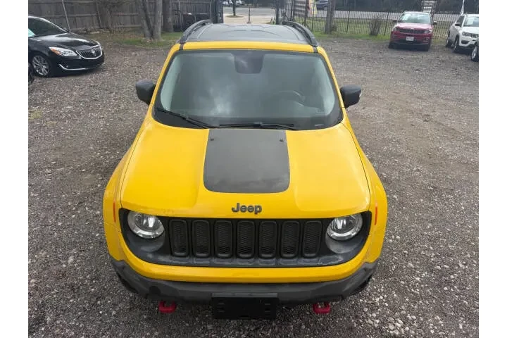 $8995 : 2016 Renegade image 4
