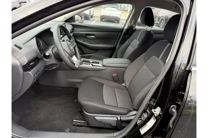 $20995 : Nissan Sentra 2025 SV 4dr Se image 10
