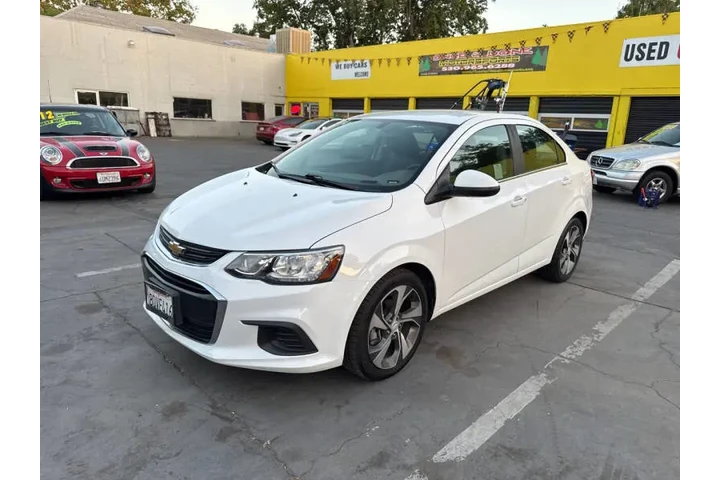 $9998 : 2018 Sonic Premier Auto image 3