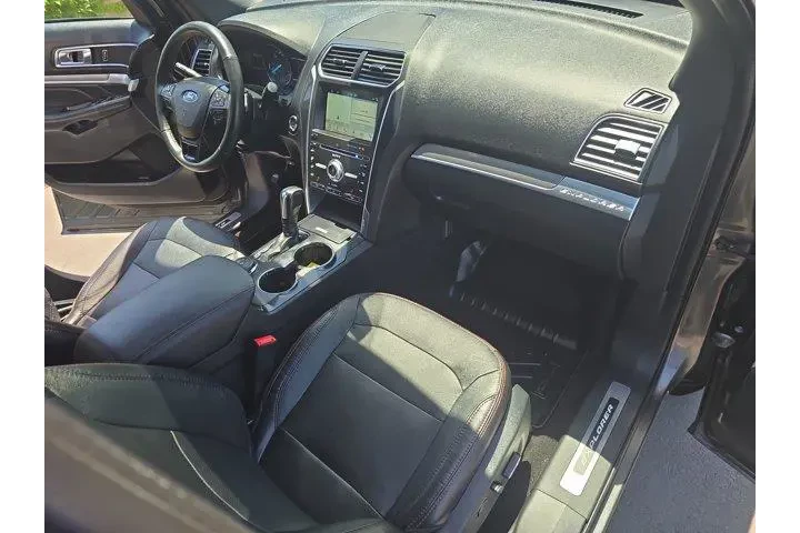 $21995 : Ford Explorer 2018 AWD Sport image 9