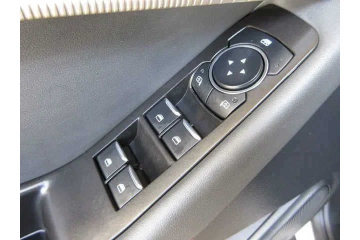 $36808 : Ford Explorer 2025 Active 4d image 10