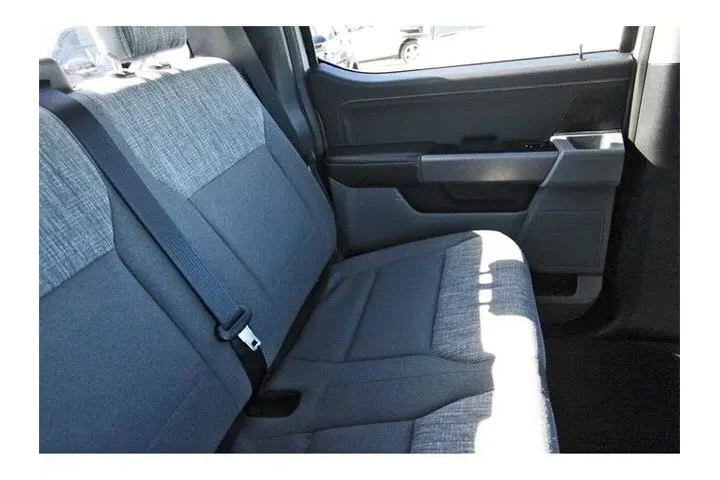 $30915 : Ford F-150 2023 4x2 XL 4dr S image 9