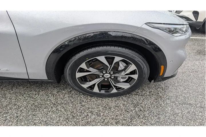 $23200 : Ford Mustang Mach-E 2021 AWD image 10