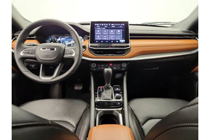 $25998 : Jeep Compass 2024 4x4 Limite image 9