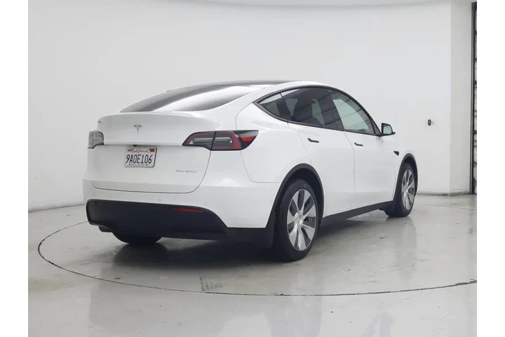 $32998 : Tesla Model Y 2022 AWD Long image 8
