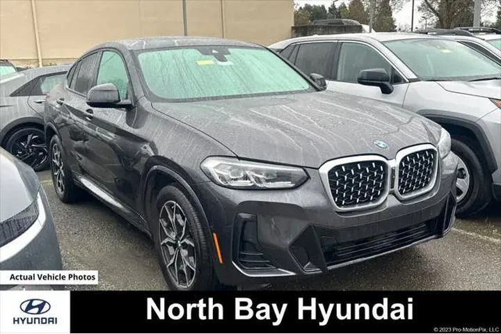 $39990 : BMW X4 2023 AWD xDrive30i 4d image 1