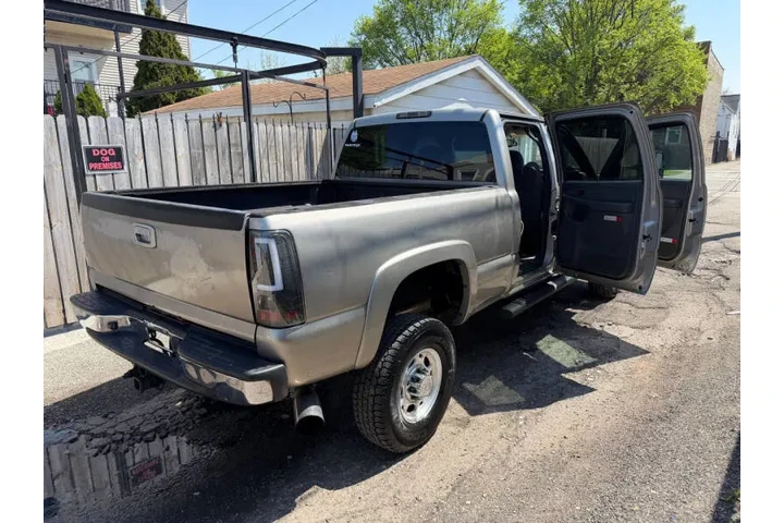 $8997 : 2003 Silverado 2500HD image 6