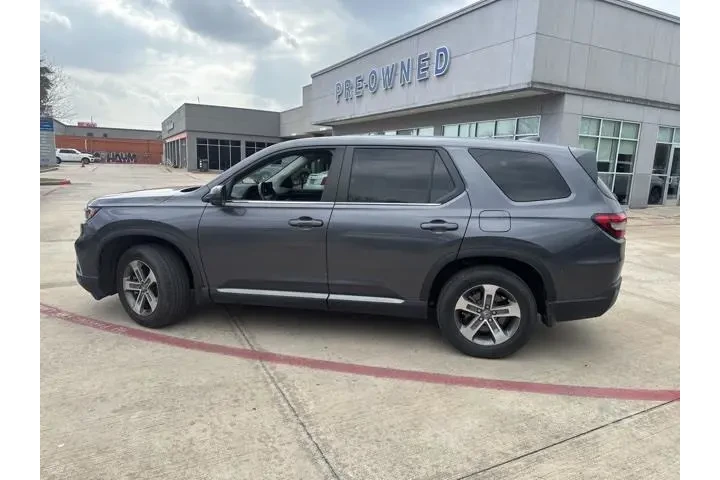 $35159 : Honda Pilot 2023 EX-L 4dr SU image 1