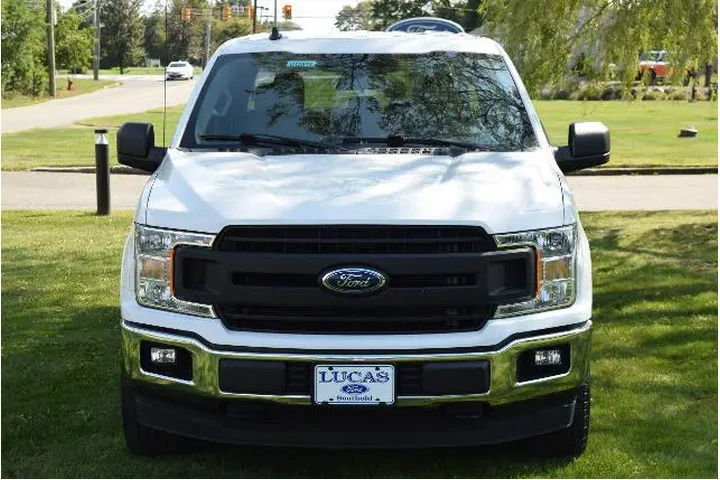 $31990 : Ford F-150 2020 4x4 XL 4dr S image 2