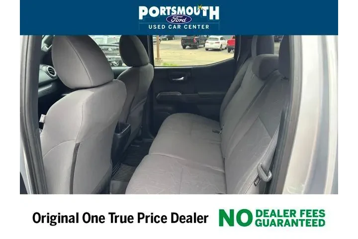 $27495 : Toyota Tacoma 2019 4x4 SR5 V image 5