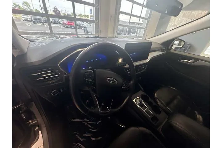 $25382 : Ford Escape 2024 AWD Platinu image 9