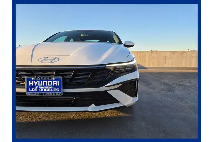 $21765 : Hyundai ELANTRA 2024 SEL 4dr image 8