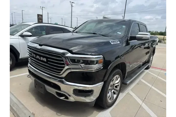 $32213 : Ram 1500 2019 4x4 Laramie Lo image 1