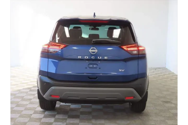 $18599 : Nissan Rogue 2023 SV 4dr Cro image 4