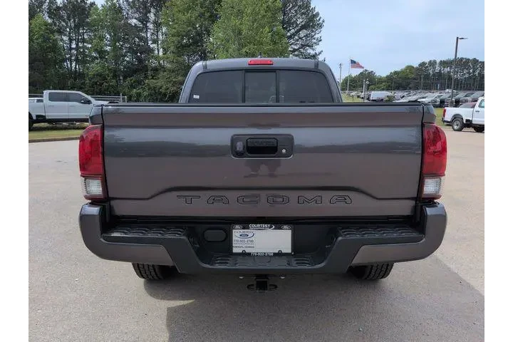 $28529 : Toyota Tacoma 2022 4x2 SR5 4 image 6