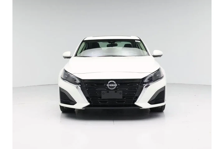 $24998 : Nissan Altima 2023 2.5 SL 4d image 5