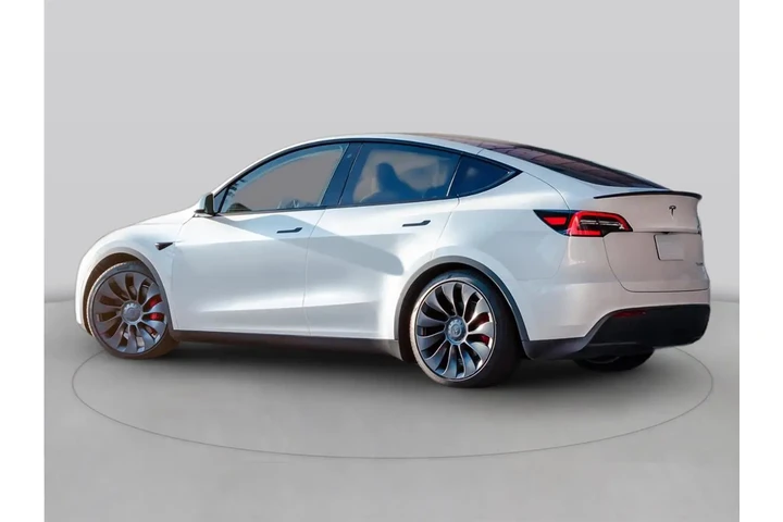 $37790 : Tesla Model Y 2024 AWD Perfo image 1