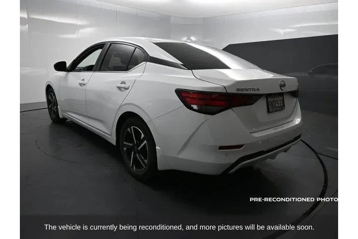 $17490 : Nissan Sentra 2024 SV 4dr Se image 5