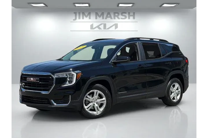 $26588 : GMC Terrain 2024 AWD SLE 4dr image 2