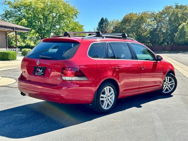 $11920 : 2011 Jetta SportWagen TDI image 3