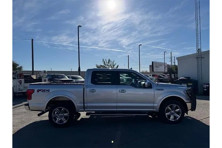 $28000 : Ford F-150 2018 4x4 Lariat 4 image 6