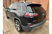 $17200 : 2019 Cherokee Limited thumbnail