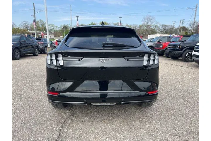 $26615 : Ford Mustang Mach-E 2022 Pre image 5