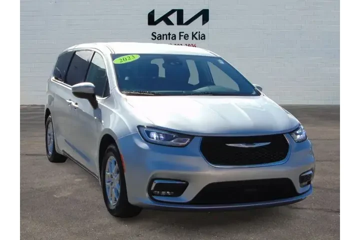 $22400 : Chrysler Pacifica 2023 Touri image 9