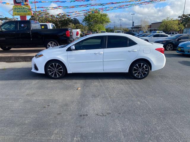 $17999 : 2017 Corolla SE image 1