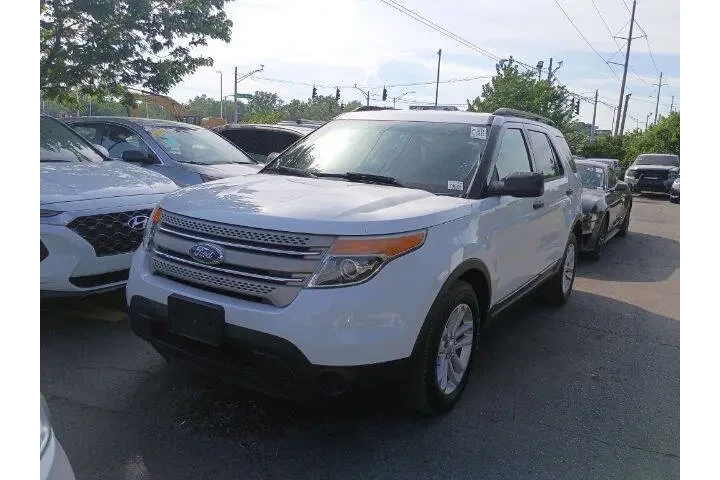 $8990 : 2015 Explorer image 4