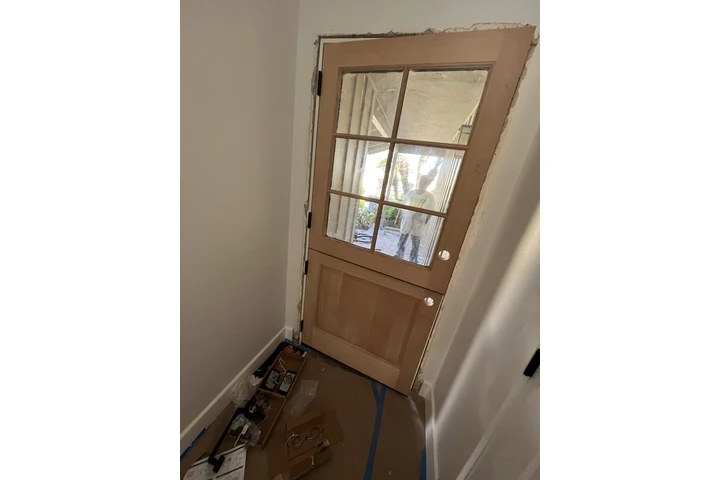 Interior/exterior/registered image 7