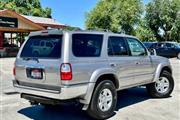 $19950 : 2002 4Runner SR5 thumbnail