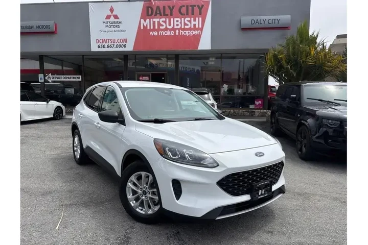 $18988 : Ford Escape 2022 SE 4dr SUV image 1