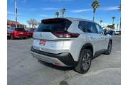 $22995 : Nissan Rogue 2023 SV 4dr Cro thumbnail