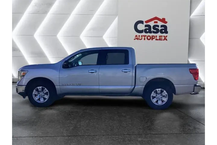 $24000 : Nissan Titan 2018 4x4 SV 4dr image 5