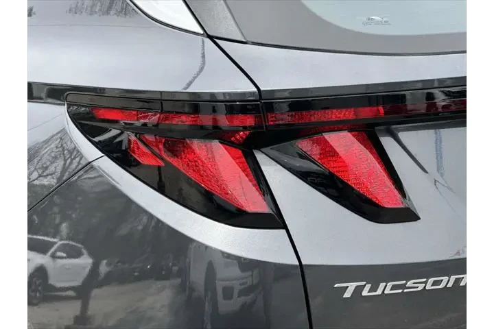 $21544 : Hyundai TUCSON 2023 AWD SE 4 image 8