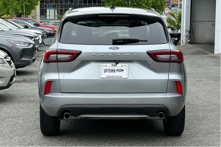 $22995 : Ford Escape 2023 ST-Line 4dr image 5