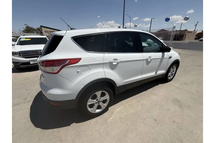 $7900 : 2014 Escape SE image 6