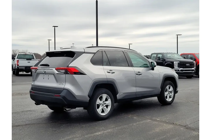 $25657 : Toyota RAV4 Hybrid 2021 AWD image 4