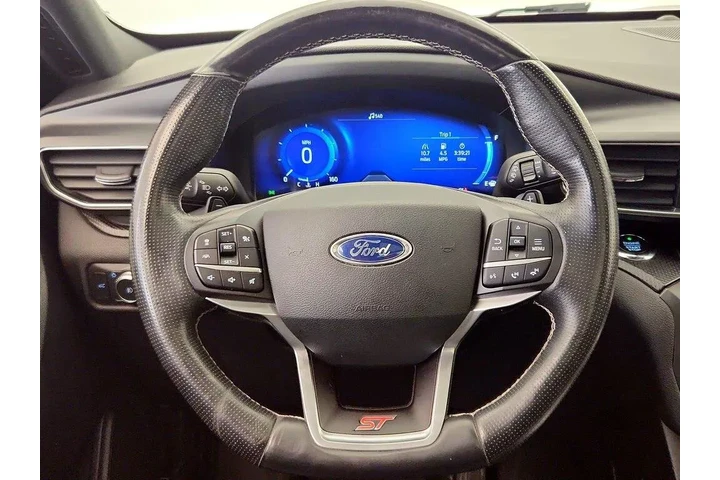 $32998 : Ford Explorer 2020 AWD ST 4d image 10